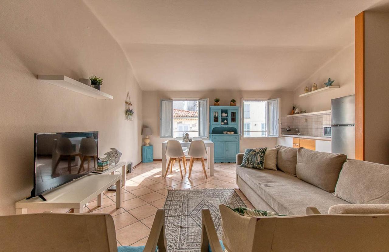 Superbe Appartement Dans Le Coeur De La Ville Antibes Luaran gambar